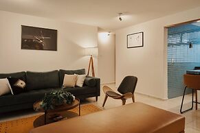 21 Wonderful Apartment Location Design Balcony AC