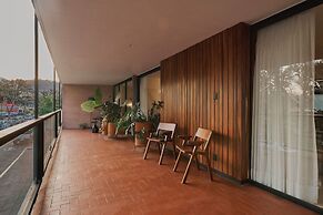 21 Wonderful Apartment Location Design Balcony AC