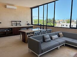 Holbox Midtown Suites