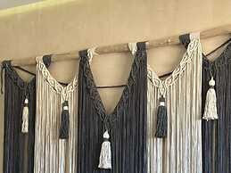 Holbox Midtown Suites