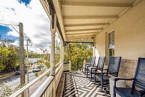 Luxurious Historic 5BR Fredericksburg inn w spa