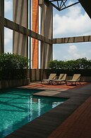 Millerz Square by Tido Tido