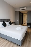 Millerz Square by Tido Tido