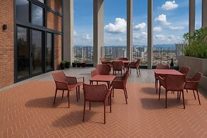 Millerz Square by Tido Tido