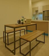 Millerz Square by Tido Tido