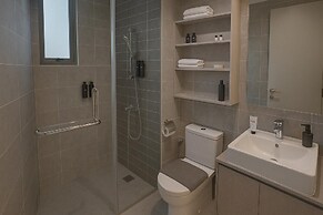 Millerz Square by Tido Tido