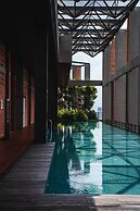 Millerz Square by Tido Tido