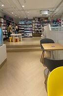 Millerz Square by Tido Tido