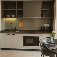 Millerz Square by Tido Tido