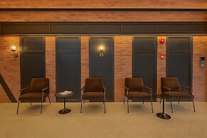 Millerz Square by Tido Tido