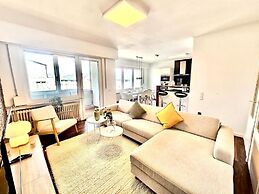 Charming 3 bedrooms with a cozy terrace