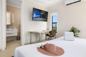 NEW Premium 4BR Large Pool Outdoor Kitchen