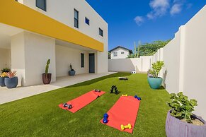 NEW Premium 4BR Large Pool Outdoor Kitchen