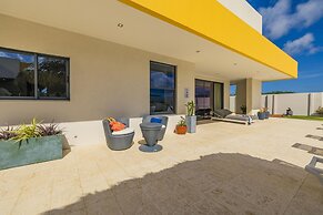 NEW Premium 4BR Large Pool Outdoor Kitchen