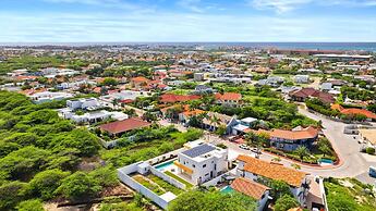 NEW Premium 4BR Large Pool Outdoor Kitchen
