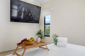 NEW Premium 4BR Large Pool Outdoor Kitchen