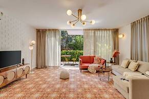 Stylish 2BR w Pool Near Candolim and Coco Beach