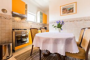 Lovely Leisure Apartments With Pool