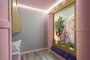 Incredible 10bd Summerkitchen Windsor Cay