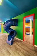 Incredible 10bd Summerkitchen Windsor Cay