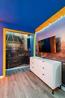 Incredible 10bd Summerkitchen Windsor Cay