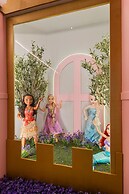 Incredible 10bd Summerkitchen Windsor Cay