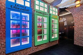 Incredible 10bd Summerkitchen Windsor Cay