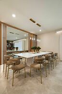 Incredible 10bd Summerkitchen Windsor Cay