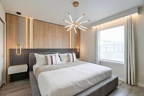 Incredible 10bd Summerkitchen Windsor Cay