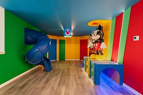 Incredible 10bd Summerkitchen Windsor Cay