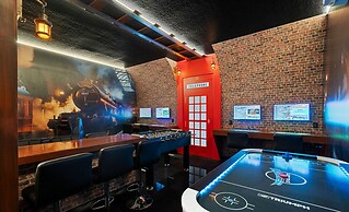 Incredible 10bd Summerkitchen Windsor Cay