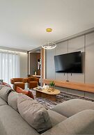 Incredible 10bd Summerkitchen Windsor Cay