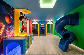 Incredible 10bd Summerkitchen Windsor Cay