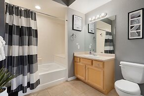 Timberline Retreat King Bed, Fireplace & Pool!