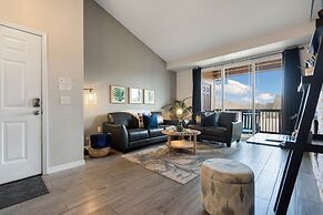 Timberline Retreat King Bed, Fireplace & Pool!