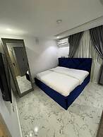 Wine House Apartments