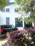 Wine House Apartments