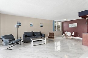 Bay Harbor Sunset Apt 2A