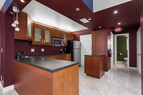 Bay Harbor Sunset Apt 2A