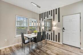 Thematic 4 bdr Near Disney-22101