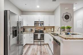 Thematic 4 bdr Near Disney-22101