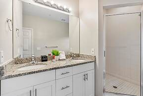 Thematic 4 bdr Near Disney-22101