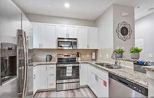 Thematic 4 bdr Near Disney-22101