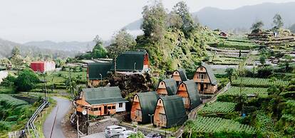 Sikunir Pondok Cabin By Travelink