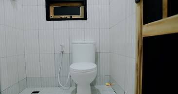 Sikunir Pondok Cabin By Travelink