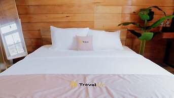 Sikunir Pondok Cabin By Travelink