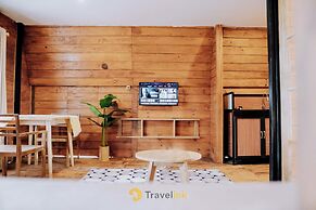 Sikunir Pondok Cabin By Travelink