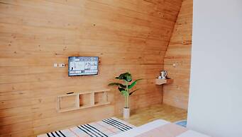 Sikunir Pondok Cabin By Travelink