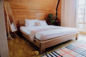 Sikunir Pondok Cabin By Travelink