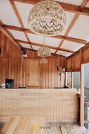 Sikunir Pondok Cabin By Travelink
